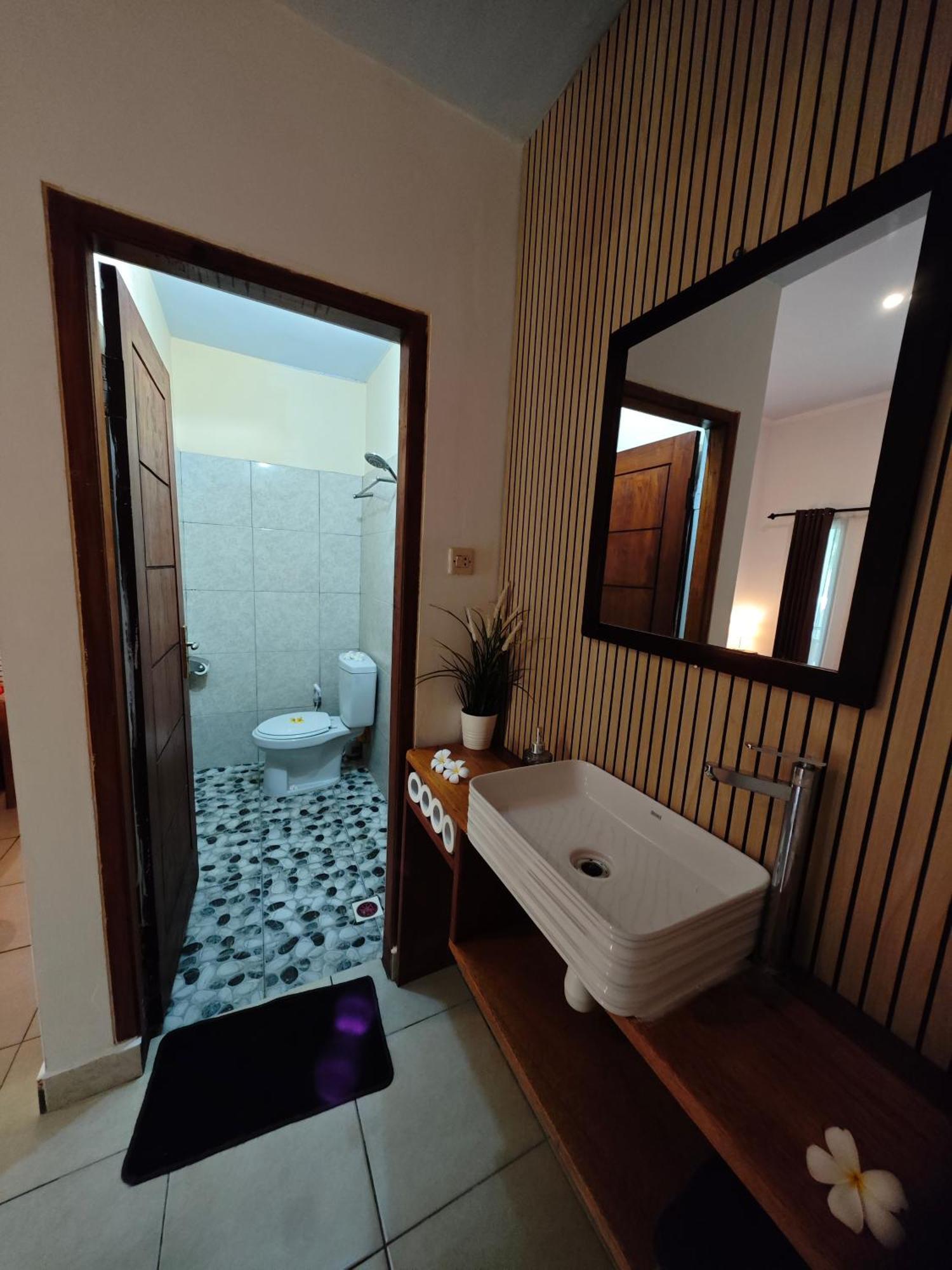 Hotel Surf Camp 79 à Kuta  Chambre photo