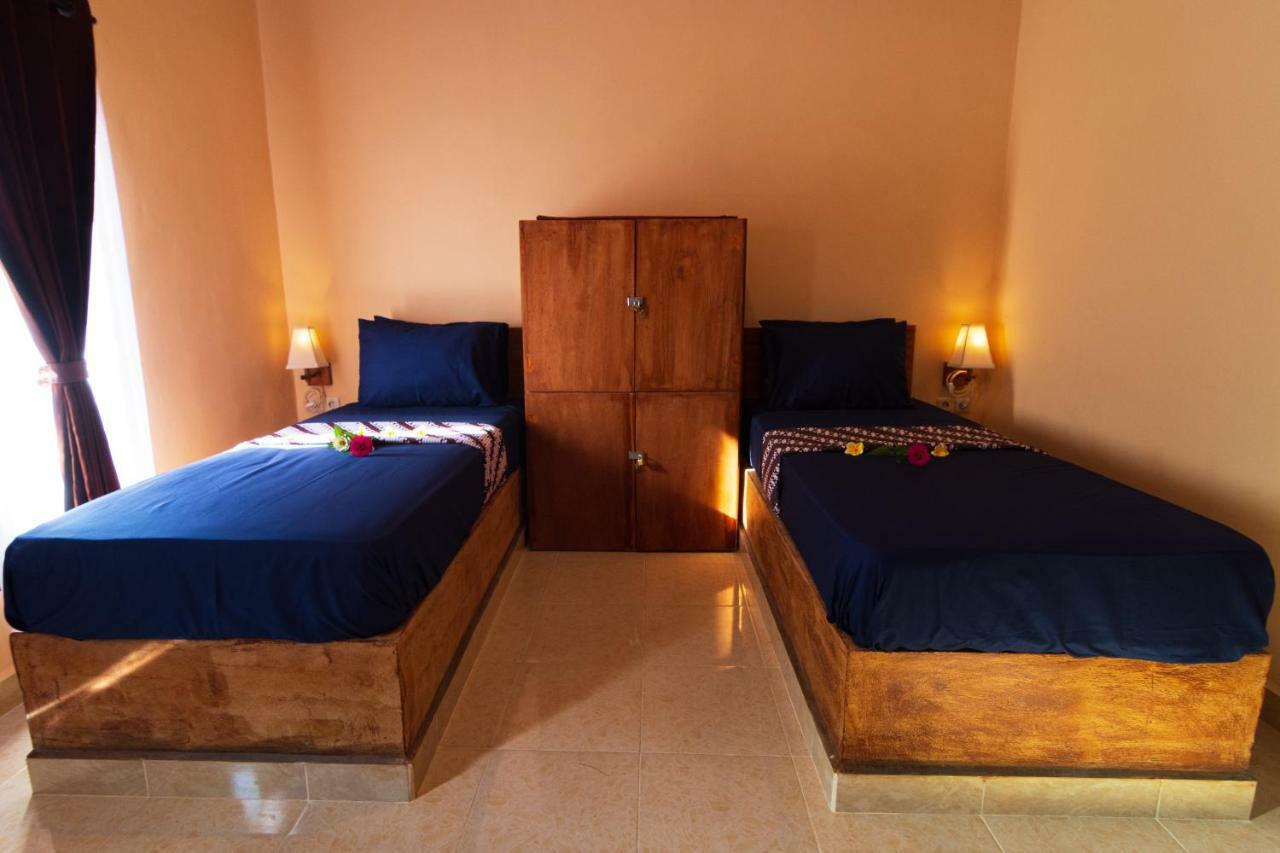 Hotel Surf Camp 79 à Kuta  Extérieur photo